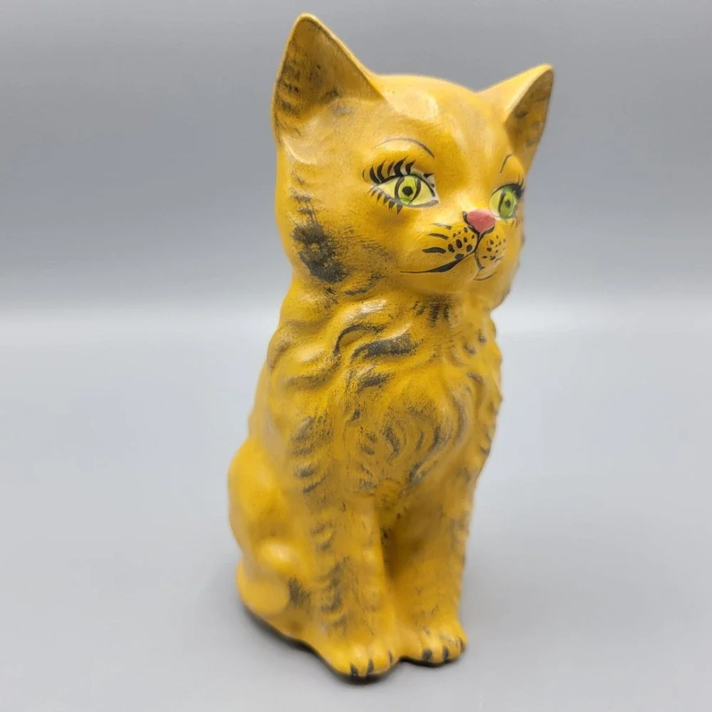 Vintage Yellow Sweet Kitty Cat Ceramic Coin Bank Home Shelf Decor